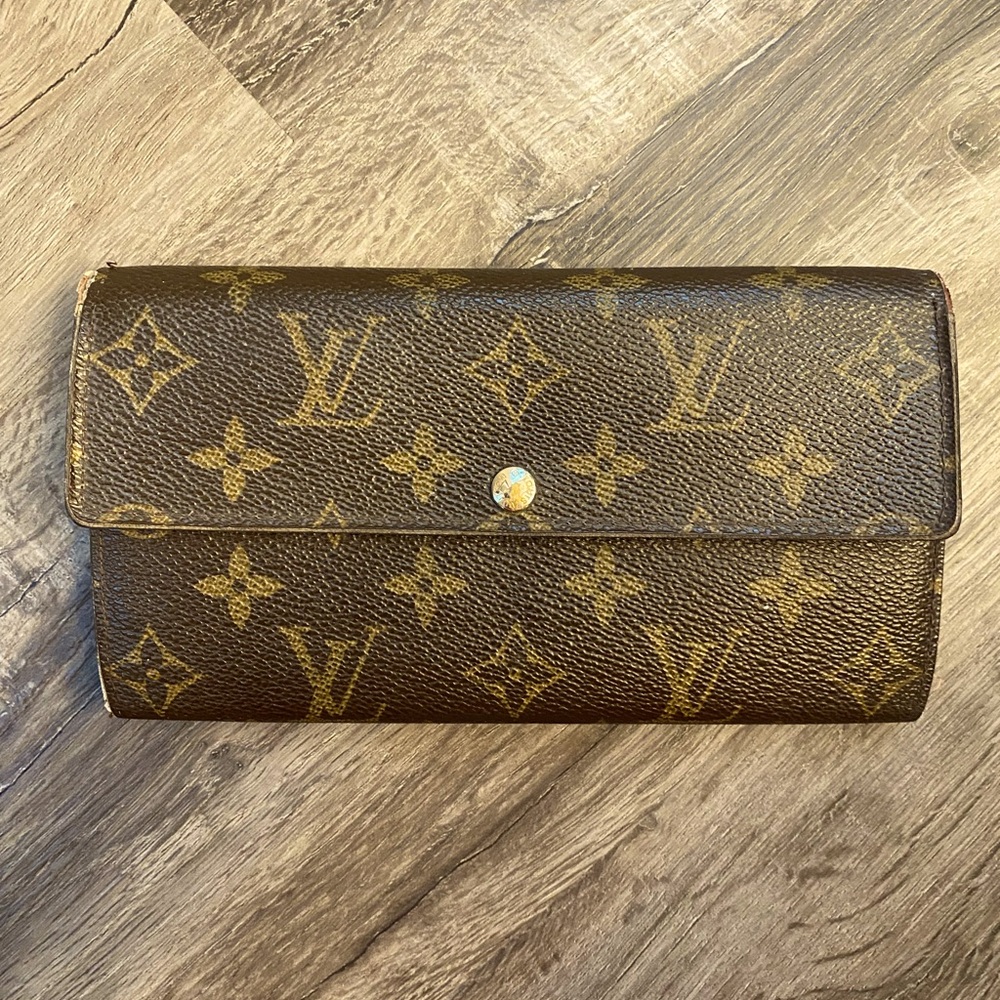 Authentic Louis Vuitton wallet